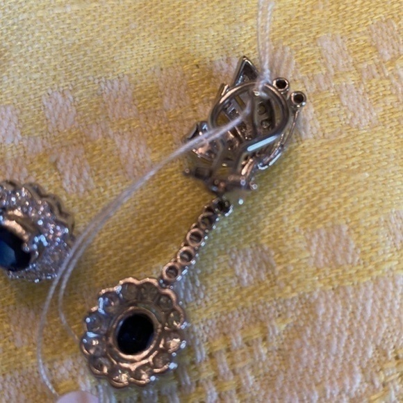 Dimond Sapphire peacock earrings ! Beautiful design Jewellery add to collection - Picture 5 of 9